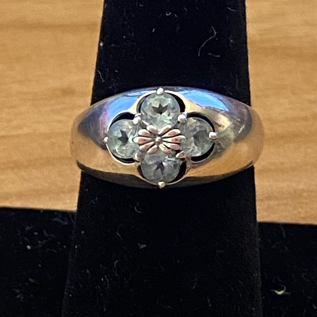 Beautiful Topaz, Flower 925 Sterling Silver Ring From Thailand